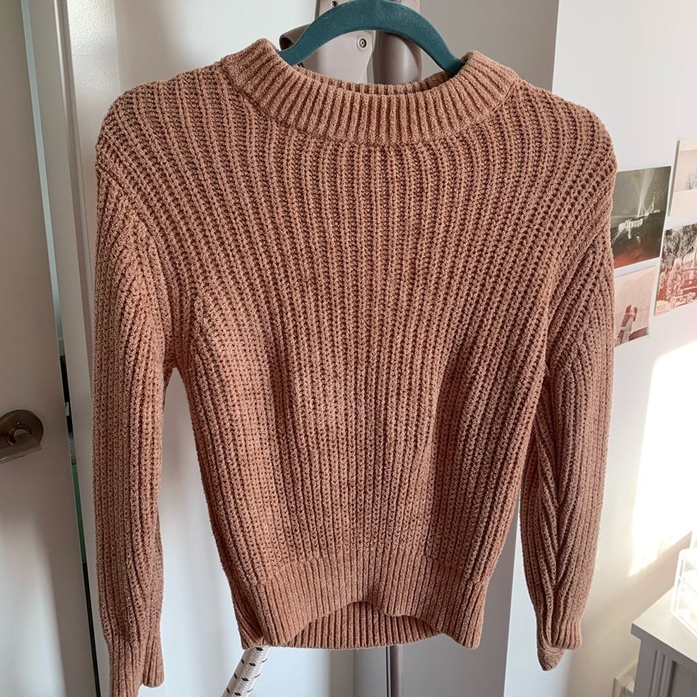 Aritzia Wilfred Crewneck Sweater